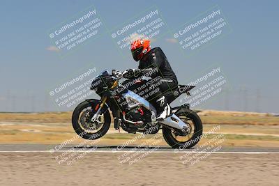media/Sep-04-2023-Lets Ride (Mon) [[34443f911e]]/B Group/1220pm (Wheelie Bump)/